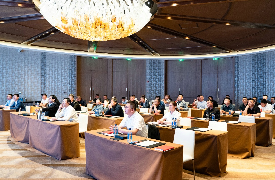 不忘初心，蓄力突破——yd2333云顶电子游戏商用车经销商会议西安站召开